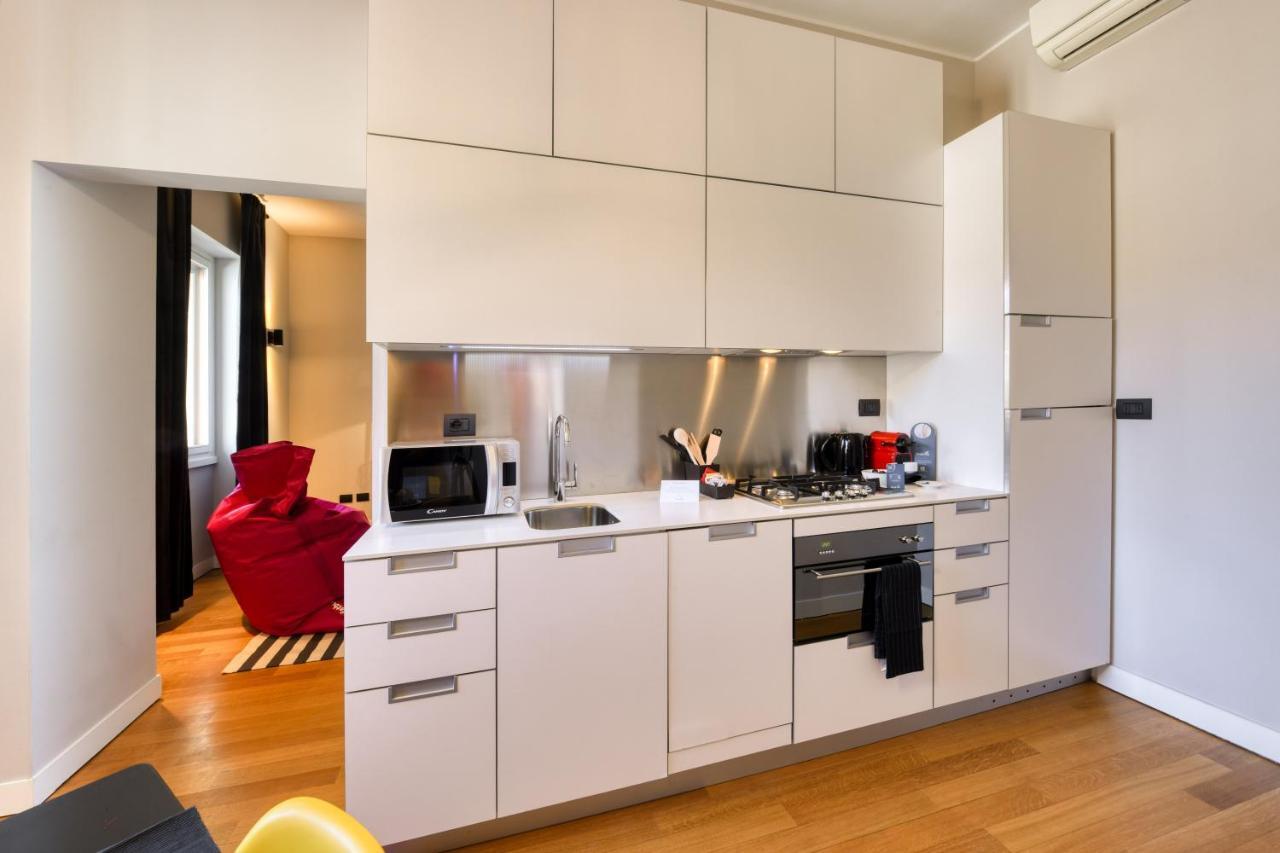Sweett- Piazza Affari Apartment Milan